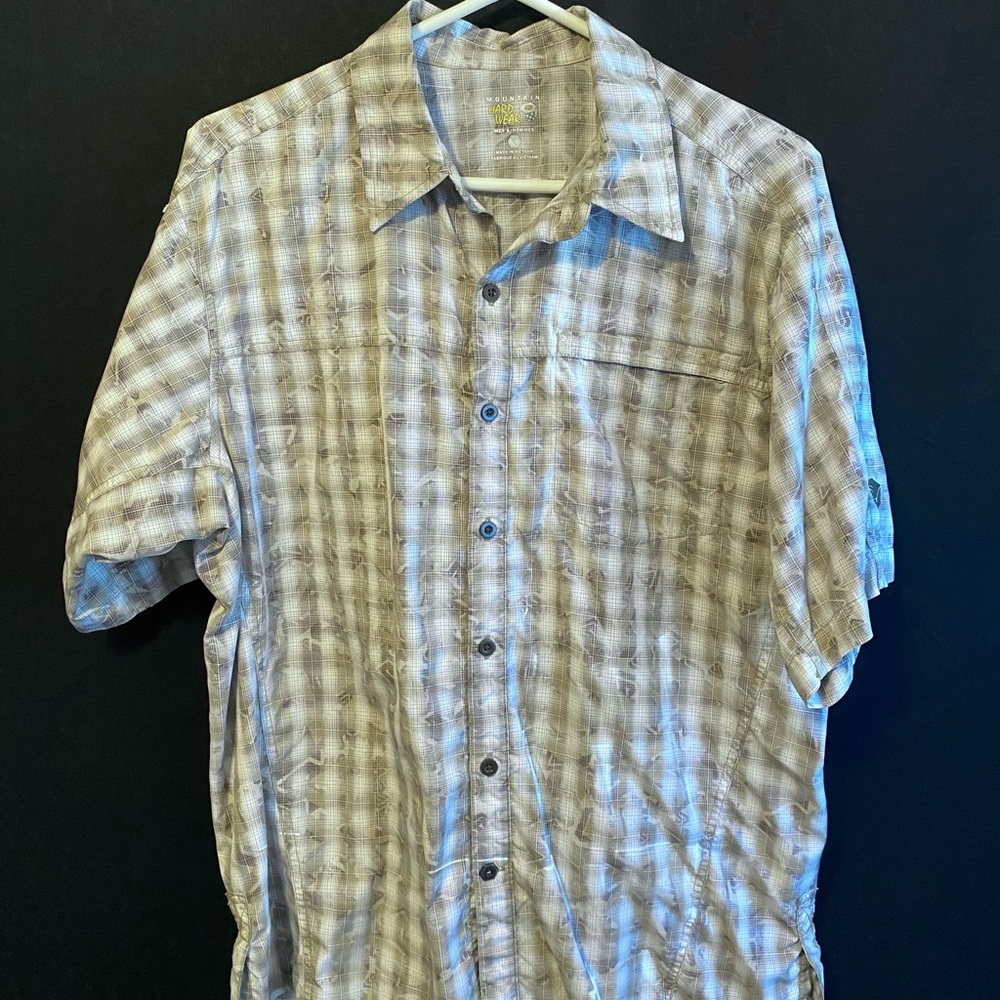 Mountain Hardwear shirt Men’s Large EUC